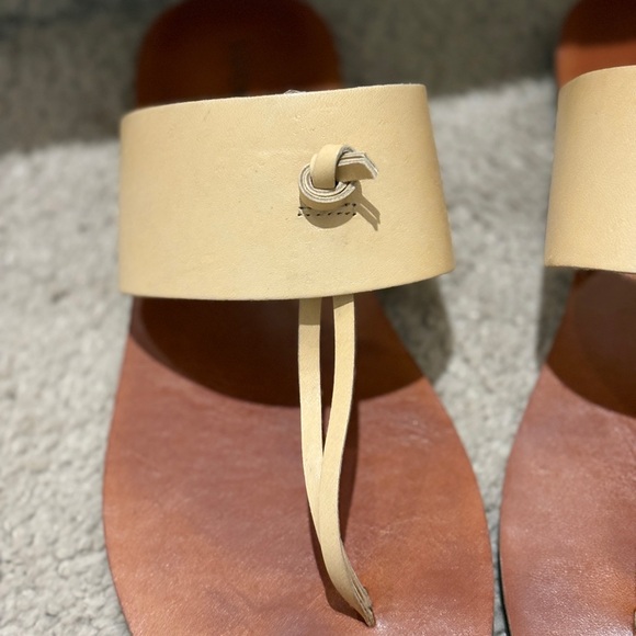 Lucky Brand Tan and Brown Sandals - Picture 2 of 5